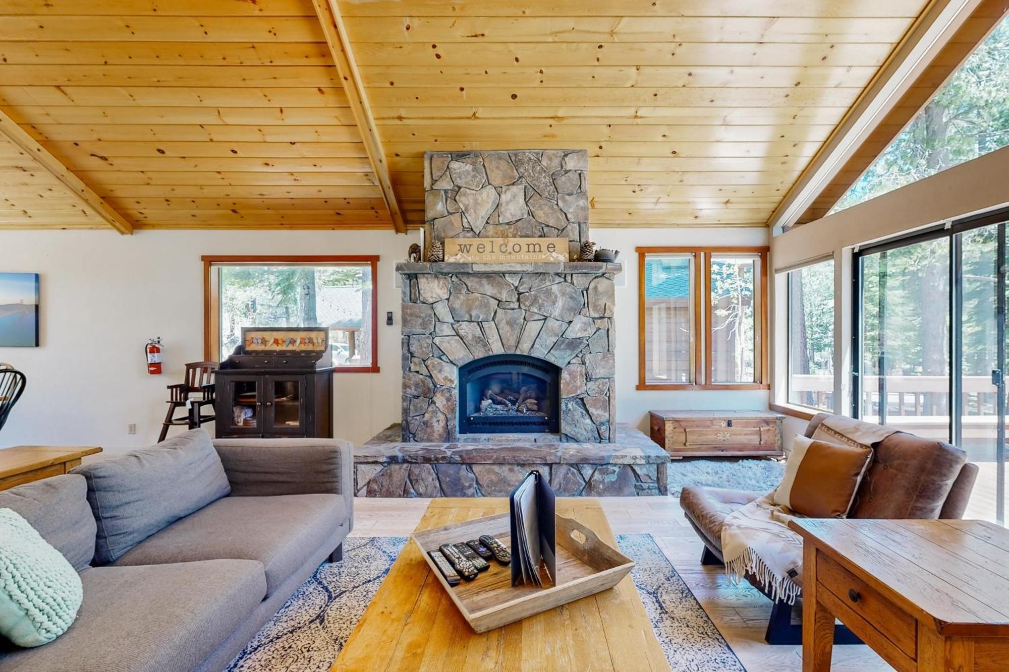 Snowpeak Oasis Villa Truckee Exterior photo